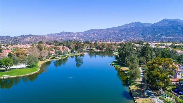 MLS #OC25162917 image #41