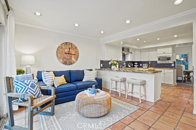 MLS #OC25163062 img 12