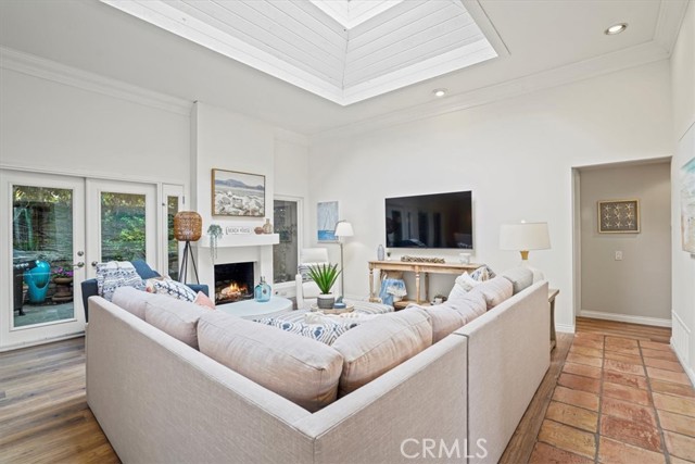 MLS #OC25163062 img 16