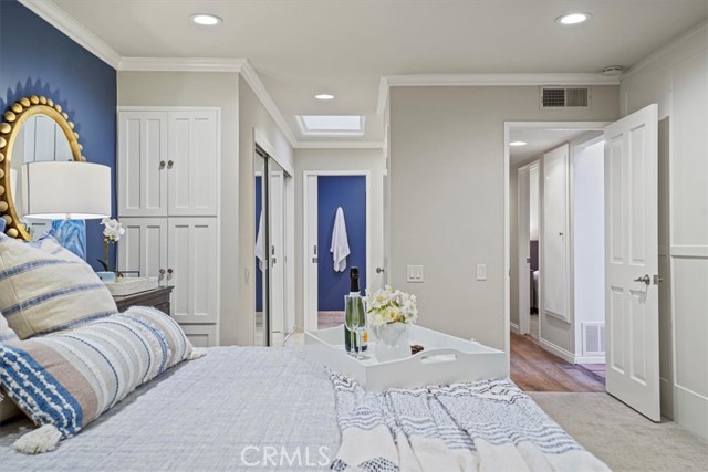 MLS #OC25163062 img 30