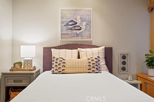 MLS #OC25163062 img 38