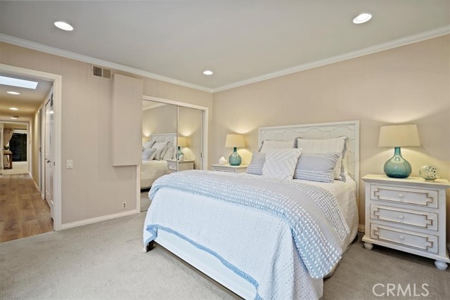 MLS #OC25163062 img 46