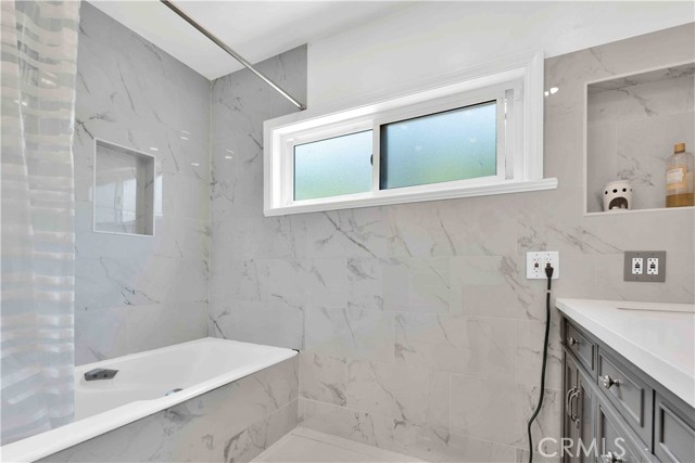 MLS #OC25163399 image #27