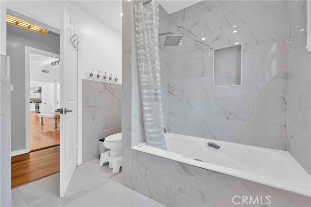 MLS #OC25163399 image #29