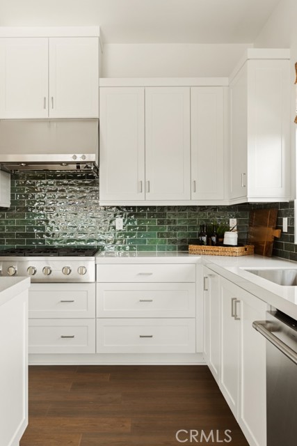 MLS #OC25163492 image #17