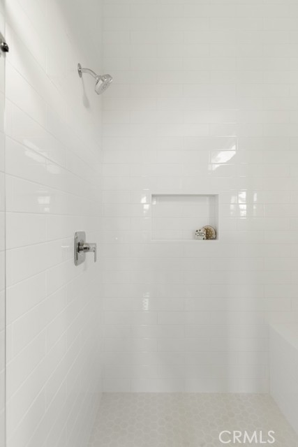 MLS #OC25163492 image #27