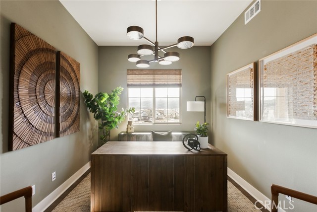 MLS #OC25163492 image #30