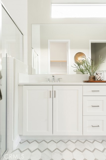 MLS #OC25163492 image #37