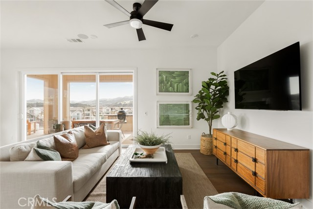 MLS #OC25163492 image #6