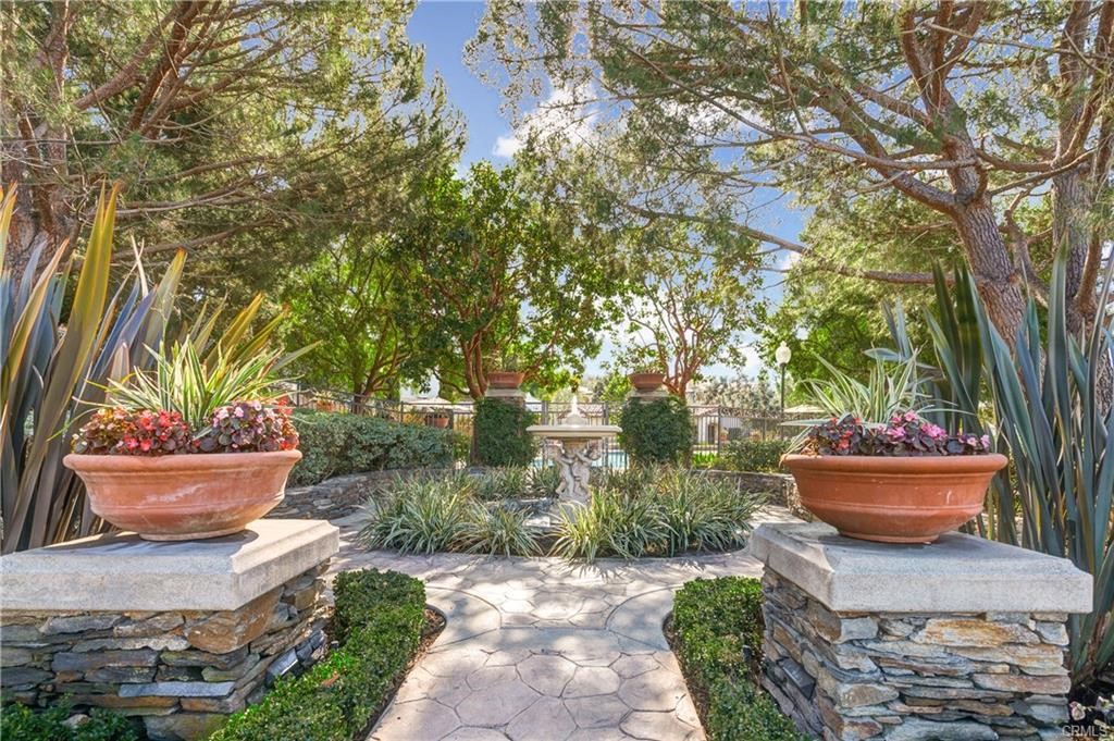 MLS #OC25163695 image #33