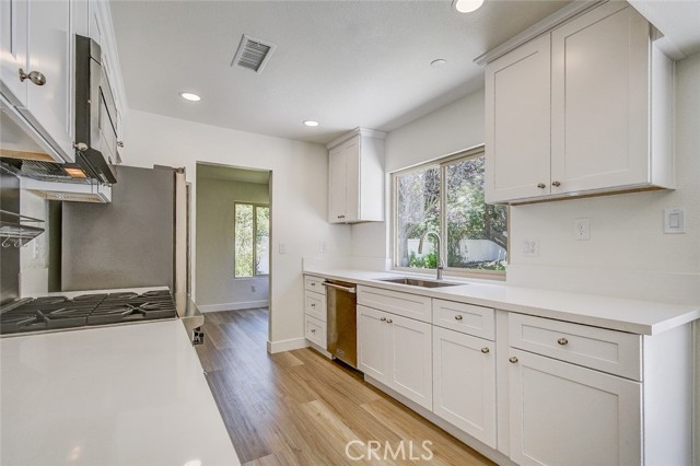 MLS #OC25163831 image #20