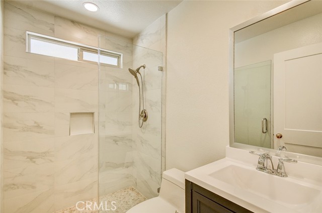 MLS #OC25163831 image #24