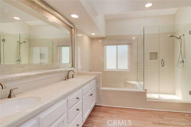 MLS #OC25163926 img 19