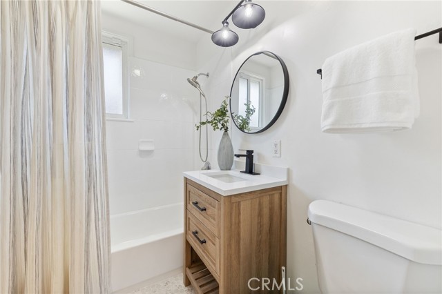 MLS #OC25164308 image #60