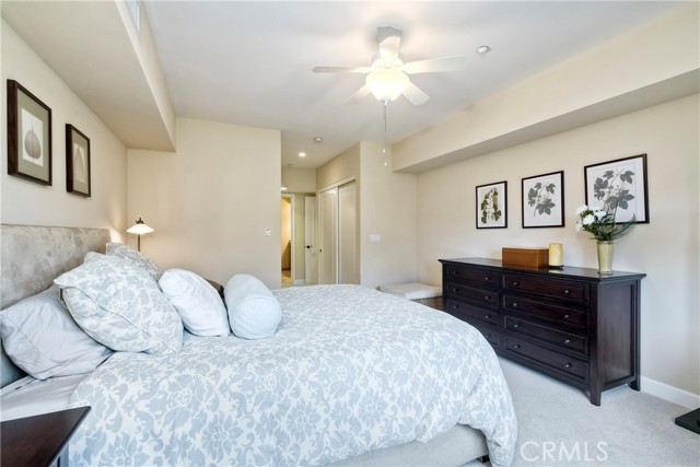 MLS #OC25164374 image #32