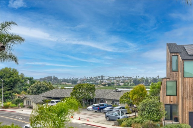MLS #OC25164374 image #8