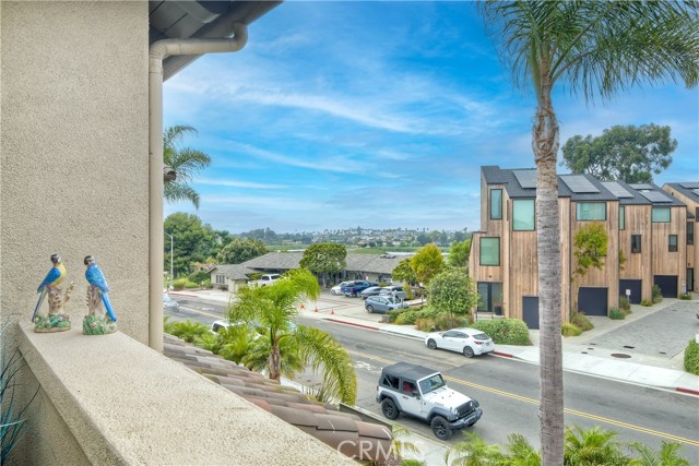 MLS #OC25164374 image #9