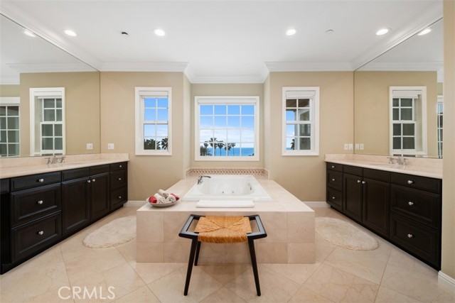 MLS #OC25164448 img 15