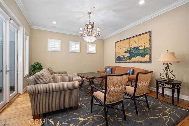 MLS #OC25164448 img 3