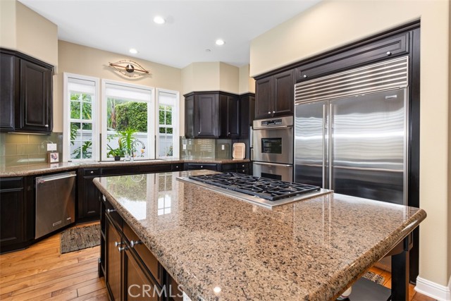 MLS #OC25164448 img 5