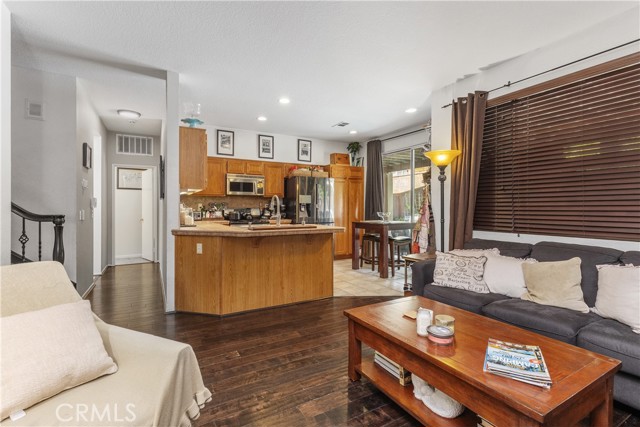 MLS #OC25164541 image #10