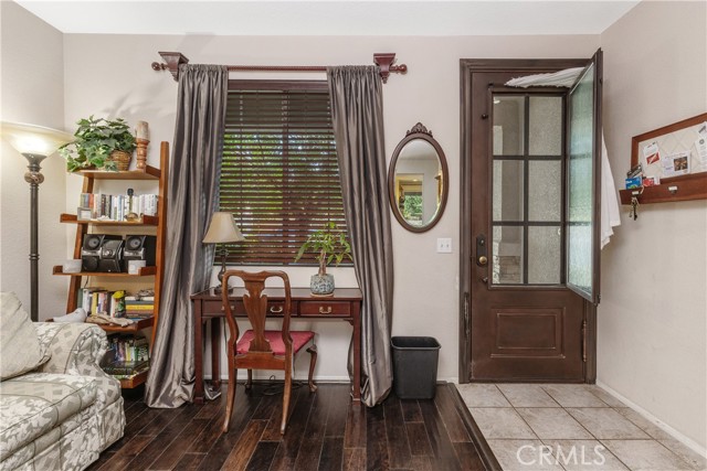 MLS #OC25164541 image #7