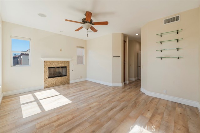 MLS #OC25164921 image #17