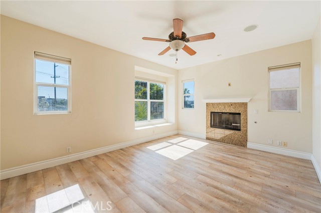 MLS #OC25164921 image #19