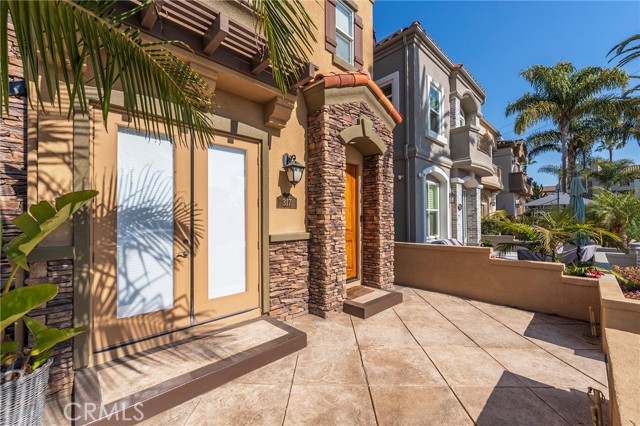 MLS #OC25164921 image #2