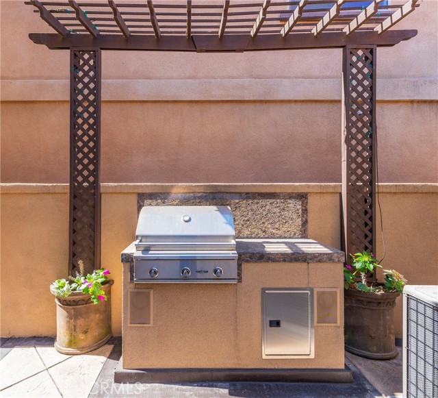 MLS #OC25164921 image #36