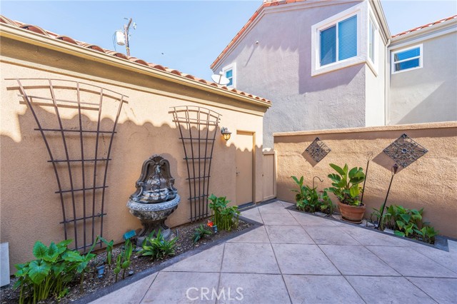 MLS #OC25164921 image #37