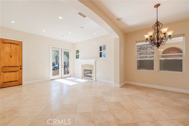 MLS #OC25164921 image #4