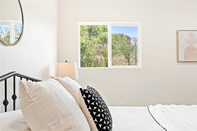 MLS #OC25164989 image #24