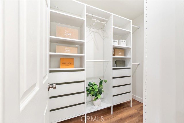 MLS #OC25164989 image #26