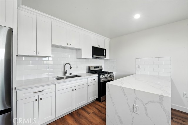 MLS #OC25164989 image #35