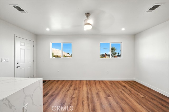 MLS #OC25164989 image #36