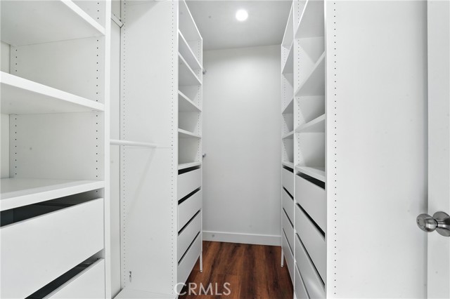 MLS #OC25164989 image #41