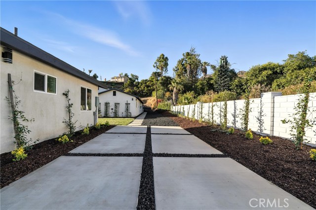 MLS #OC25164989 image #60