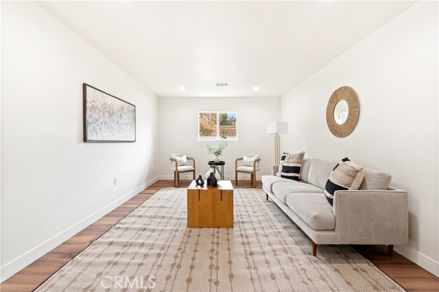 MLS #OC25164989 image #8