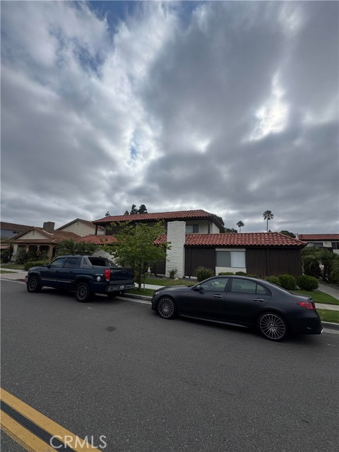 MLS #OC25165007 image #8