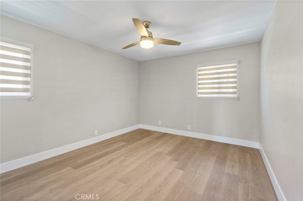 MLS #OC25165232 image #12