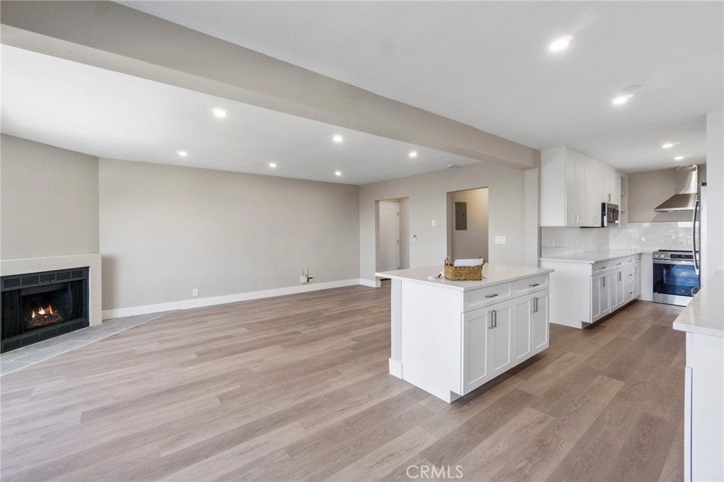 MLS #OC25165232 image #5