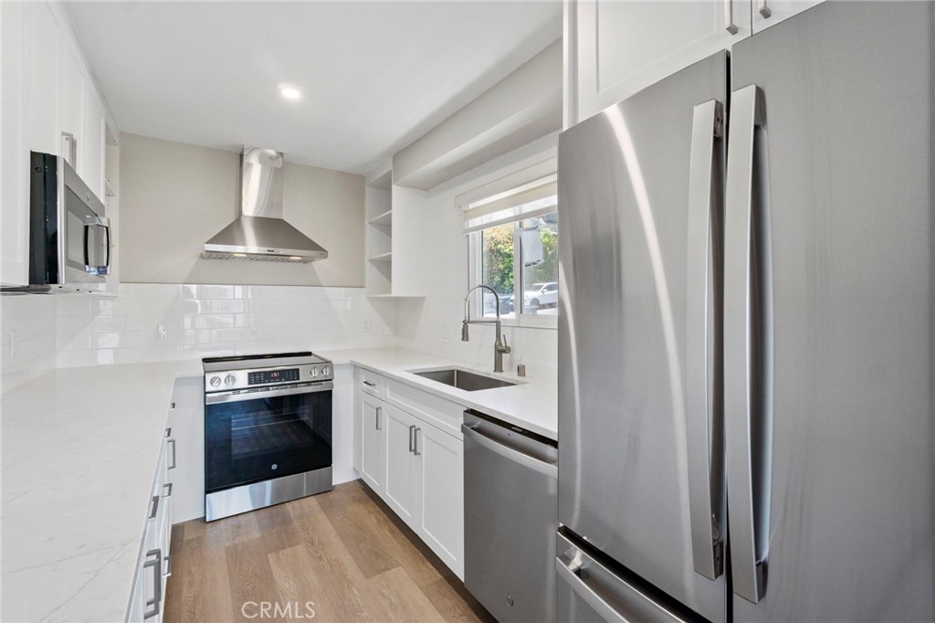 MLS #OC25165232 image #7