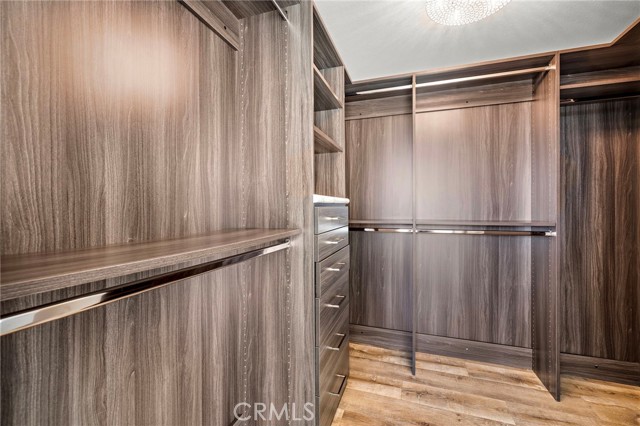 MLS #OC25165306 image #27