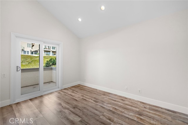 MLS #OC25165306 image #33