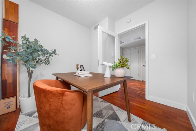 MLS #OC25165381 image #11