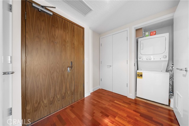 MLS #OC25165381 image #13