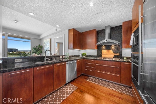 MLS #OC25165381 image #16