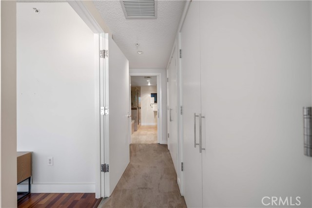 MLS #OC25165381 image #33