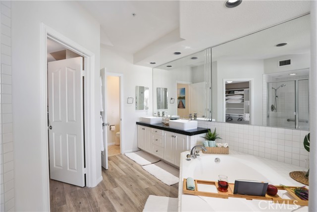 MLS #OC25165687 image #31